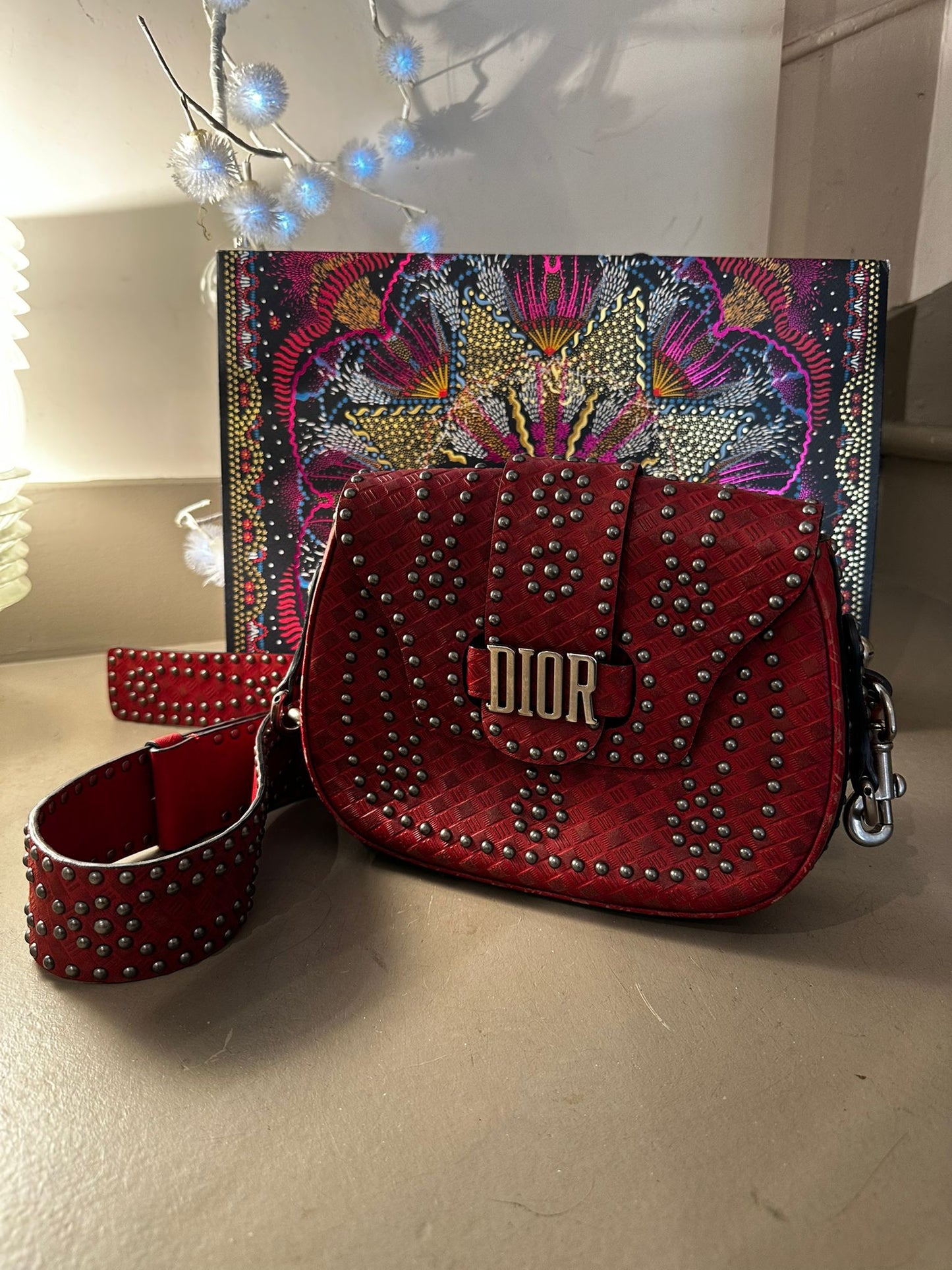 Sac Dior Stardust — Cuir rouge clouté