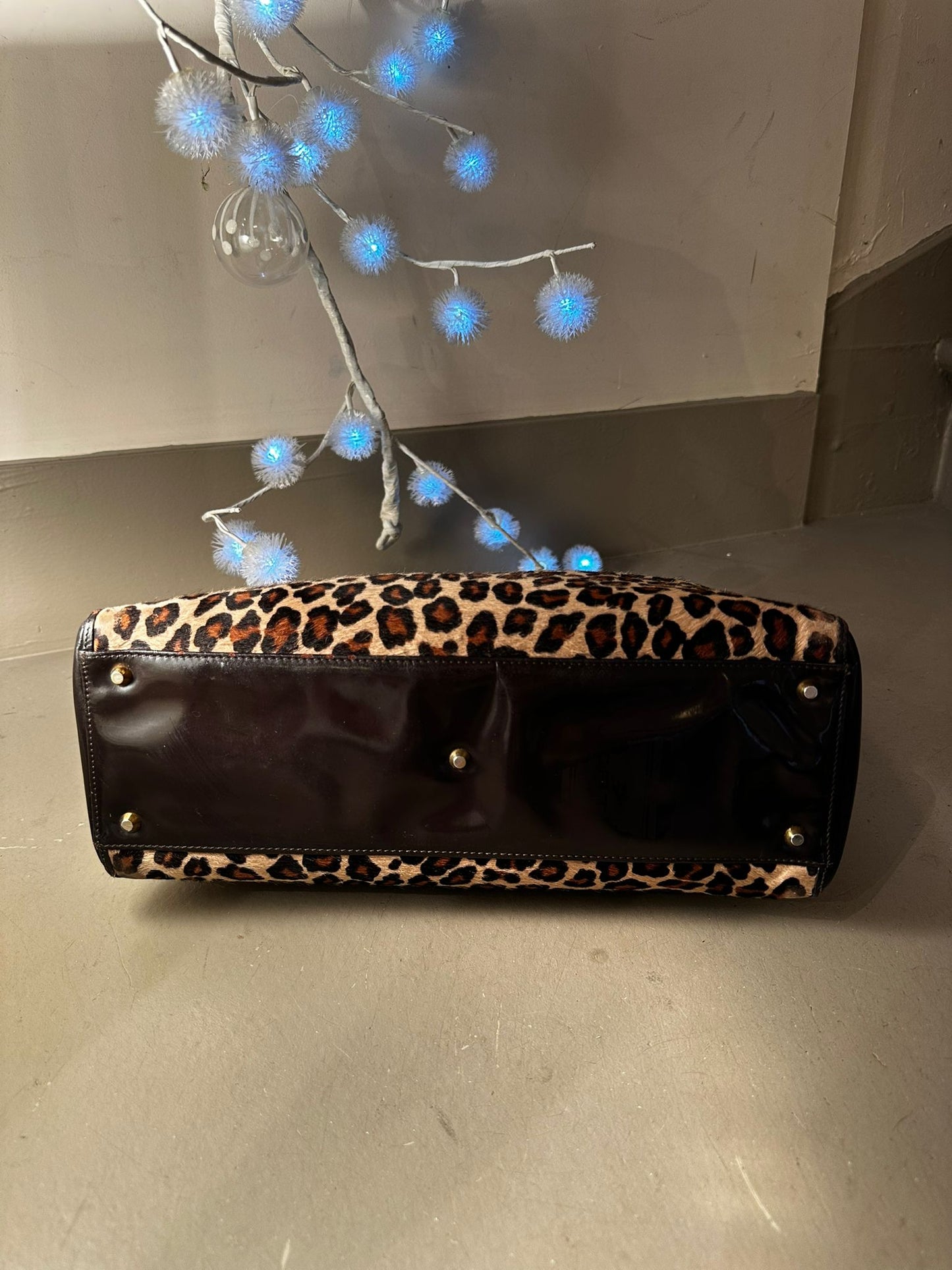 Sac Lady Dior en cuir verni — Noir