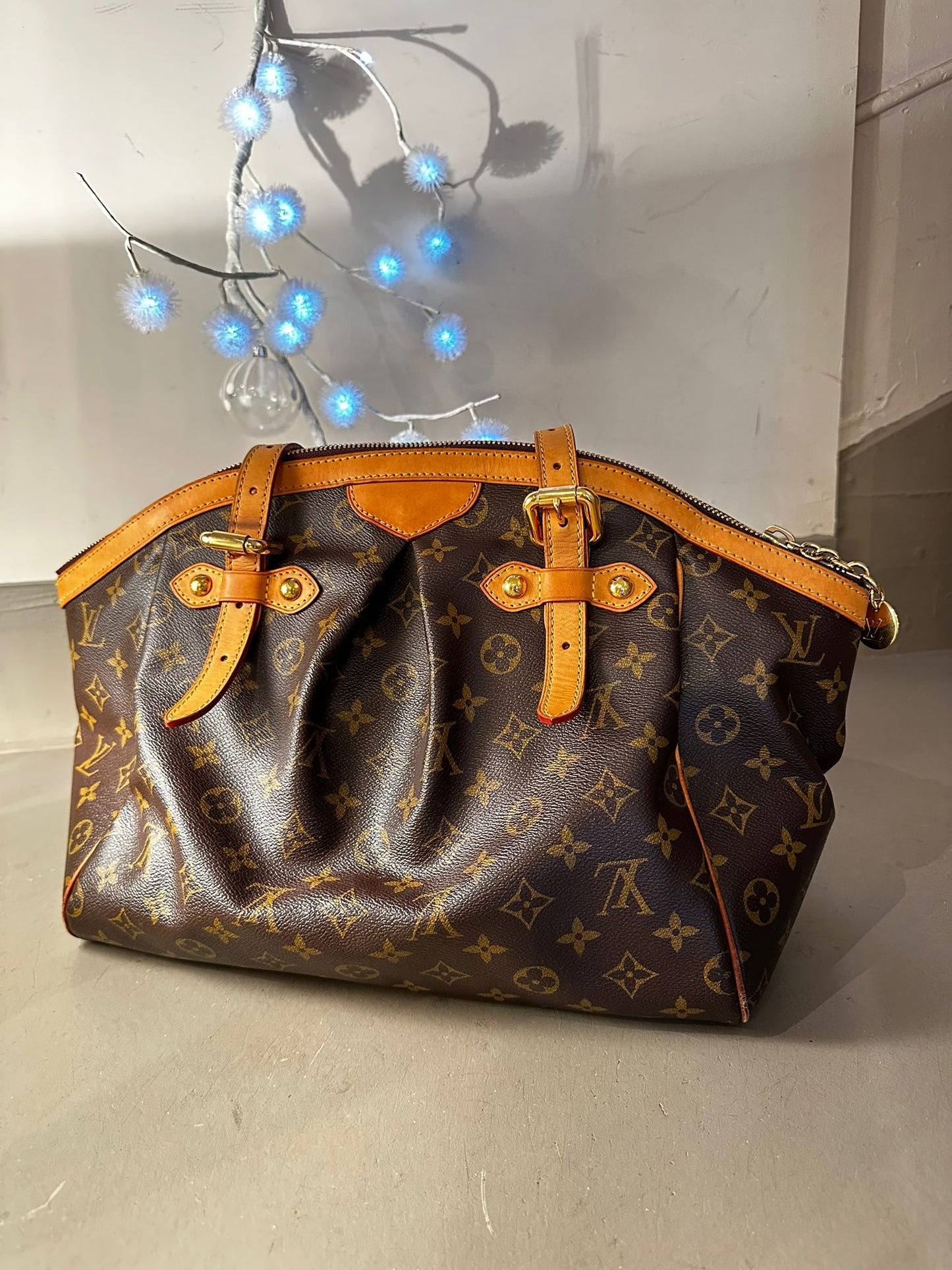 Sac Tivoli Louis Vuitton — Monogram