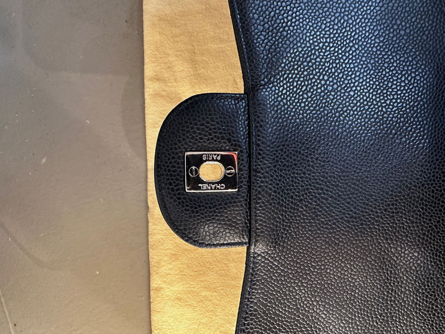 Sac Chanel Timeless Jumbo — Cuir Caviar Noir