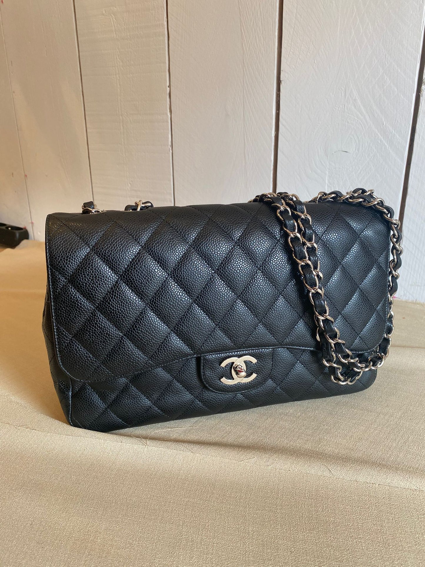 Sac Chanel Timeless Jumbo — Cuir Caviar Noir